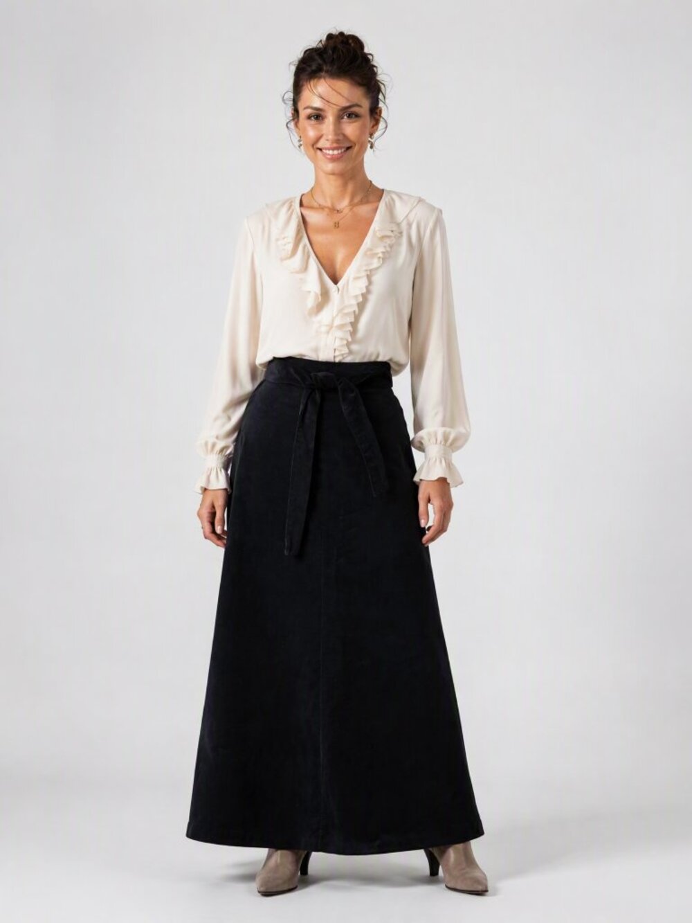 Vintage 70's Does Edwardian Long High Waist black Velvet Maxi Skirt 26" waist